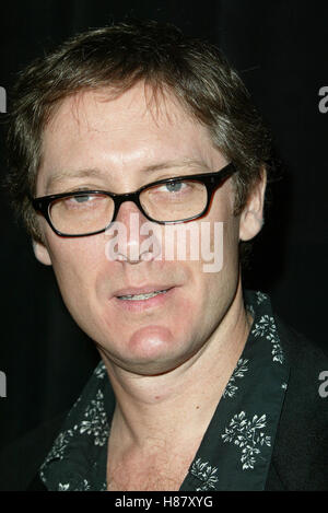 JAMES SPADER Les documents du Pentagone PREMIERE PACIFIC DESIGN CENTER LOS ANGELES LA USA 04 Mars 2003 Banque D'Images