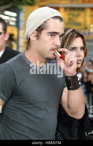 COLIN FARRELL Lara Croft Tomb Raider : LE CR CHINESE THEATRE HOLLYWOOD LOS ANGELES USA 21 Juillet 2003 Banque D'Images