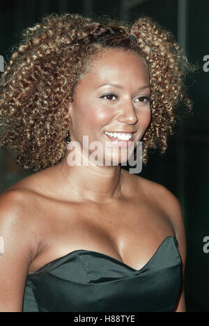 MELANIE BROWN ALIAS MEL B FREDDY VS JASON CINERAMA DOME PREMIÈRE MONDIALE LA HOLLYWOOD USA 13 Août 2003 Banque D'Images