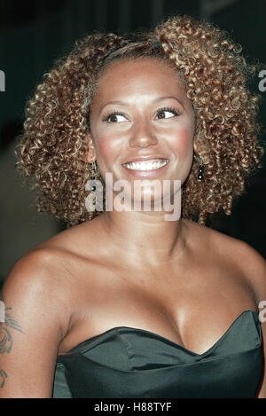 MELANIE BROWN ALIAS MEL B FREDDY VS JASON CINERAMA DOME PREMIÈRE MONDIALE LA HOLLYWOOD USA 13 Août 2003 Banque D'Images