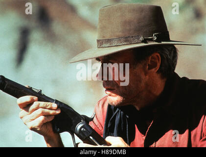 Erbarmungslos, (THE UNFORGIVEN) USA 1992, Regie : Clint Eastwood, CLINT EASTWOOD, Ausdruck : Hut, Waffe, Gewehr Banque D'Images