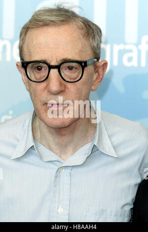 WOODY ALLEN N'IMPORTE QUOI D'AUTRE PHOTOCALL 60ème FESTIVAL DU FILM DE VENISE ITALIE 27 Août 2003 Banque D'Images