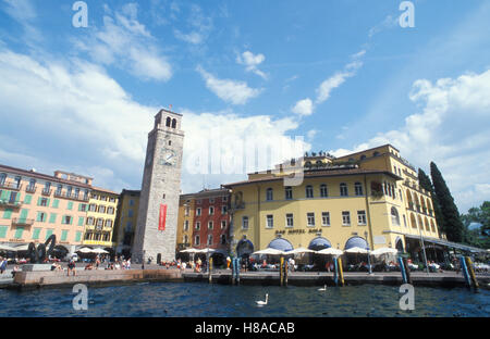 Hotel Sole, au bord de l'eau à Riva, le lac de Garde, Italie, Europe Banque D'Images