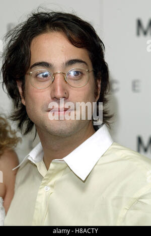 SEAN LENNON MOCA AWARD FOR DISTINGUISHED W Regent Beverly Wilshire Hotel LOS ANGELES LA USA 25 Septembre 2003 Banque D'Images