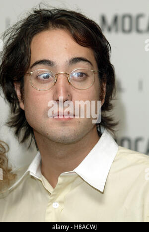 SEAN LENNON MOCA AWARD FOR DISTINGUISHED W Regent Beverly Wilshire Hotel LOS ANGELES LA USA 25 Septembre 2003 Banque D'Images