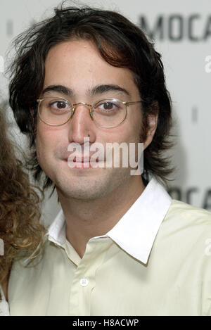 SEAN LENNON MOCA AWARD FOR DISTINGUISHED W Regent Beverly Wilshire Hotel LOS ANGELES LA USA 25 Septembre 2003 Banque D'Images