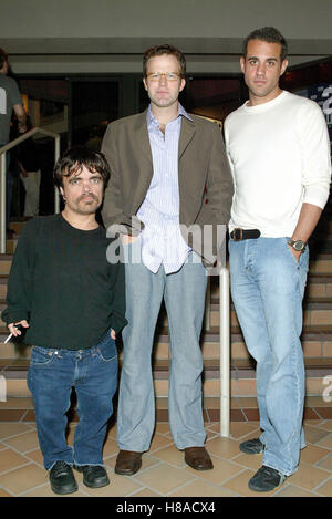 PETER DINKLAGE TOM MCCARTHY & BOBBY CANNAVALE L'AGENT DE POSTE LA SCREENIN COUCHER DU SOLEIL 5 LA HOLLYWOOD USA 25 Septembre 2003 Banque D'Images