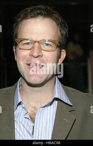 TOM MCCARTHY L'AGENT DE POSTE LA SCREENIN COUCHER DU SOLEIL 5 LA HOLLYWOOD USA 25 Septembre 2003 Banque D'Images