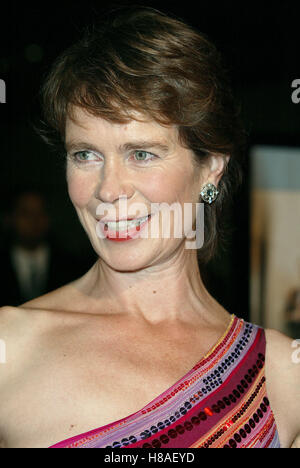 CELIA IMRIE CALENDAR GIRLS AFI FILM FESTI CINERAMA DOME LA HOLLYWOOD USA 06 novembre 2003 Banque D'Images