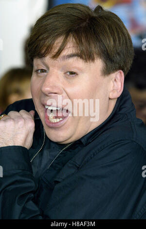 MIKE MYERS DR. SEUSS' THE CAT IN THE HAT CITYWALK UNIVERSAL STUDIOS LA USA 08 novembre 2003 Banque D'Images