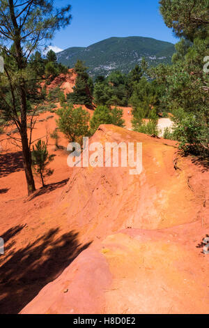 Le Sentier des Ocres, Sentier des Ocres à Roussillon, Vaucluse, Provence-Alpes-Côte d'Azur, France Banque D'Images