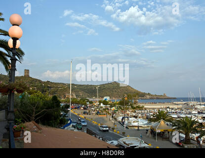 Port de Marina di Camerota, Parc National du Cilento et Vallo di Diano, UNESCO World Heritage Site, Salerne, Campanie, Italie Banque D'Images