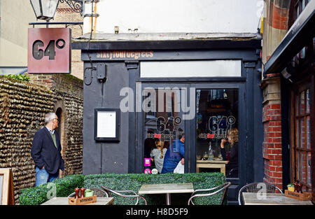 Les Soixante-quatre degrés dans le restaurant Lanes Brighton UK Banque D'Images