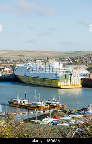 Ferry Transmanche Côte d'Albâtre quitte Newhaven Harbour East Sussex UK Banque D'Images