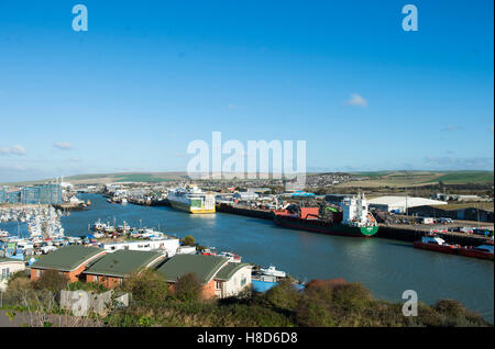 Ferry Transmanche Côte d'Albâtre quitte Newhaven Harbour East Sussex UK Banque D'Images