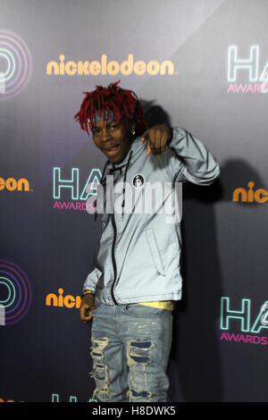 New York, New York, USA. Nov 11, 2016. Halo Awards Nickelodeon 2016 tenue à pier 36 à New York City. Des stars à pied le tapis orange. Credit : Bruce Cotler/Globe Photos/ZUMA/Alamy Fil Live News Banque D'Images