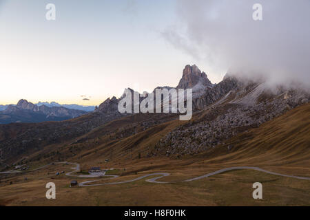 La Gusela, Nuvolau gruppe, Tyrol du sud, montagnes des Dolomites, Passo Giau, Dolomites, Italie Banque D'Images