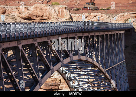 Marble Canyon pont enjambant la rivière Colorado près de Glen Canyon National Recreation Area dans l'Arizona. Banque D'Images