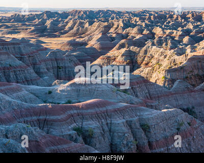 Vue depuis la grande donnent sur Badlands, Badlands National Park (Dakota du Sud). Banque D'Images