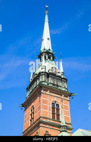 Flèche de l'Église allemande, appelé aussi appelée Église Saint Domingo Hurtado à Gamla Stan, la vieille ville dans le centre de Stockholm, Suède Banque D'Images