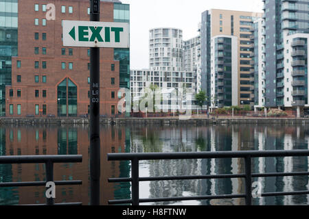 L'Angleterre, Londres, l'architecture moderne dans le Docklands Banque D'Images