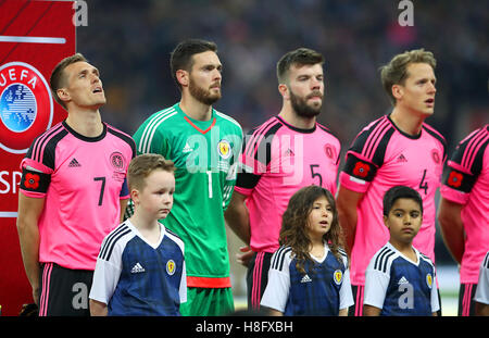 Darren Fletcher en Écosse, Craig Gordon, Grant Hanley et Christophe Berra avant la qualification à la coupe du monde de la FIFA 2018, match du Groupe F au stade Wembley, Londres. APPUYEZ SUR ASSOCIATION photo. Date de la photo : vendredi 11 novembre 2016. Voir PA Story FOOTBALL England. Le crédit photo devrait se lire comme suit : Nick Potts/PA Wire. Banque D'Images