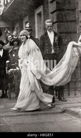 Elizabeth Angela Marguerite Bowes-Lyon, 1900 -2002. Future Reine Elizabeth, la Reine Mère. Épouse du roi George VI et la mère de la reine Elizabeth II. On voit ici le jour de son mariage en 1936. Banque D'Images