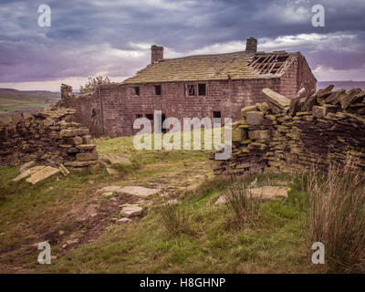 Maison de ferme à l'abandon sur Lancashire Moor Banque D'Images