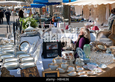 Frankreich, Cote d Azur, Cannes, Antiquitätenmarkt am Hotel Splendide Banque D'Images