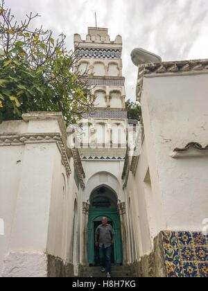 La mosquée de Sidi Abderrahmane El Thaalibi à la partie ancienne de l'Algérie casbah(kasaba).mosquée, son campus est visité par les femmes pour ceux veulent hav Banque D'Images