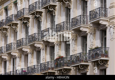 Palais Régina sur Blvd. de Cimiez, Belle Epoque, d'un balcon, façade, décorés, Cimiez, Nice, Côte d'Azur, Provence, France Banque D'Images