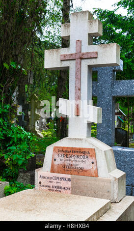 Dans le cimetière russe de Sainte Geneviève des bois Banque D'Images