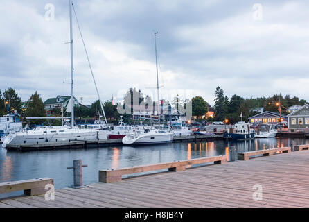 La ville de Tobermory est une petite collectivité située à la pointe nord de la péninsule Bruce, en Ontario, au Canada Banque D'Images