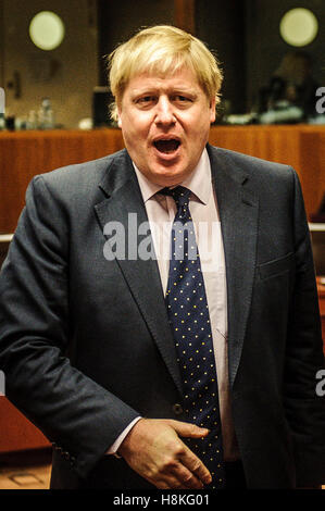 Bruxelles, Bxl, Belgique. 14Th Nov, 2016. Le ministre britannique des affaires étrangères, Boris Johnson au cours de l'AEC au Conseil des ministres des affaires étrangères de l'administration centrale du Conseil européen à Bruxelles, Belgique le 14.11.2016 par Wiktor Dabkowski Wiktor Dabkowski/crédit : ZUMA Wire/Alamy Live News Banque D'Images