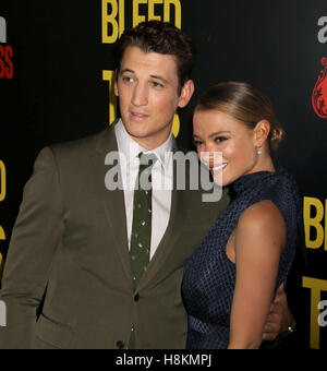 New York, New York, USA. 14Th Nov, 2016. MILES TELLER acteur et sa petite amie KELEIGH SPERRY assister à la première de New York 'Purger' pour cette tenue à l'AMC Lincoln Square Theatre. Credit : Nancy/Kaszerman ZUMA Wire/Alamy Live News Banque D'Images