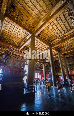 Beijing Chine - l'architecture ornementée à l'intérieur du Palais musée situé dans la Cité Interdite. Banque D'Images