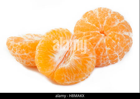 Mandarin mandarine orange ou fruits sur fond blanc Banque D'Images