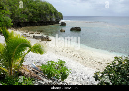 La plage de corail blanc, Avatele, Niue, le Pacifique Sud, l'Océanie Banque D'Images