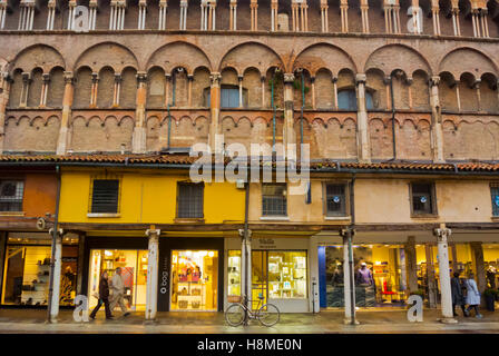 Piazza Trento - Trieste, Ferrare, Émilie-Romagne, Italie Banque D'Images