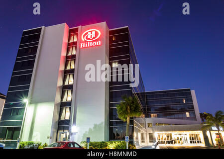 Cocoa Beach Florida,Hilton Cocoa Beach Oceanfront,hôtel,hébergement,nuit,panneau,avant,entrée,FL161025066 Banque D'Images