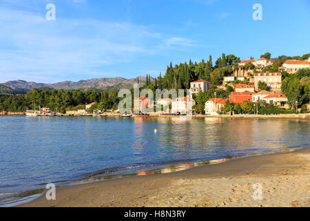 La petite maison de vacances île de Koločep, les îles Élaphites, près de Dubrovnik, Croatie Mer Adriatique, Banque D'Images