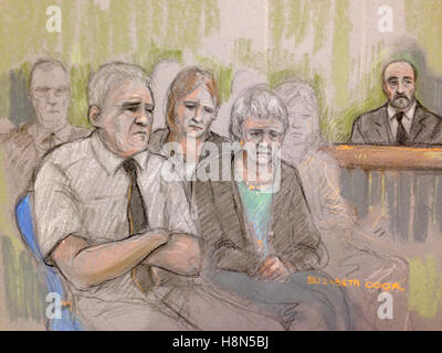 Cour croquis d'artiste par Elizabeth Cook, de la famille de l'assassiné MP Jo Cox, père Gordon Leadbeater (à gauche), sœur Kim (centre, arrière) et mère Jean (à droite) à l'Old Bailey, centre de Londres, où le procès de Thomas Mair, qui est accusé du meurtre du député, a commencé aujourd'hui. Banque D'Images