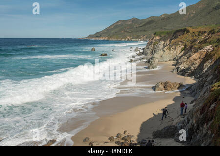 La côte du Pacifique, à quelques milles au sud de San Francisco, sur la route 1. La Californie, USA Banque D'Images