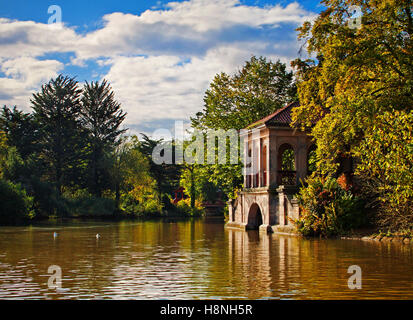 Birkenhead Park Lake Banque D'Images