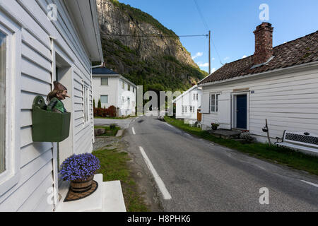Solvorn est un village de la municipalité de Luster dans le comté de Sogn og Fjordane, Norvège Banque D'Images