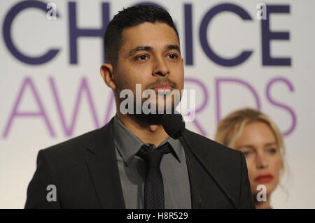Los Angeles, Californie, USA. 15 Nov, 2016. L'acteur Wilmer Valderrama assister aux People's Choice Awards Conférence de presse au Paley Center for Media, le 15 novembre 2016 à Beverly Hills, Californie. Crédit : l'accès Photo/Alamy Live News Banque D'Images