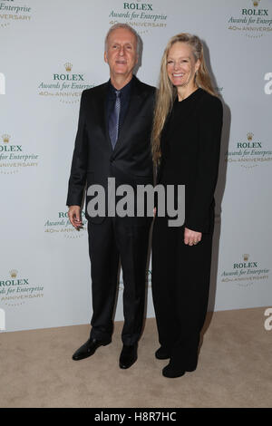 Hollywood, Etats-Unis. 15 Nov, 2016. James Cameron et Suzy Amis Cameron assister au 40e anniversaire de Rolex Awards for Enterprise au Kodak Theater Le 15 novembre 2016 à Hollywood, Californie Crédit : MediaPunch Inc/Alamy Live News Banque D'Images