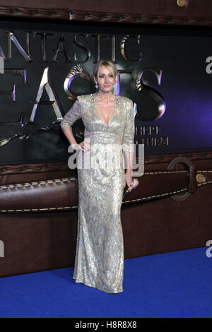 Auteur J.K. Harry Potter Rowling arrive à la première européenne du film "Vie et habitat des animaux fantastiques" à Londres, Grande-Bretagne, 15 novembre 2016. Photo : PHILIP DETHLEFS/dpa Banque D'Images