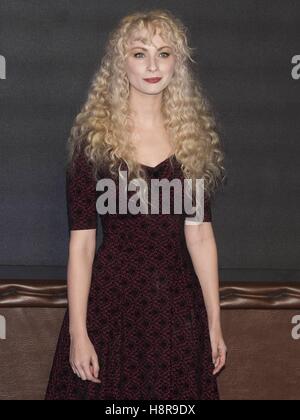 Londres, Royaume-Uni. 15 Nov, 2016. Emmi vert, les animaux fantastiques et où les trouver - Première européenne. 15/11/2016 | Verwendung weltweit Crédit : afp/Alamy Live News Banque D'Images