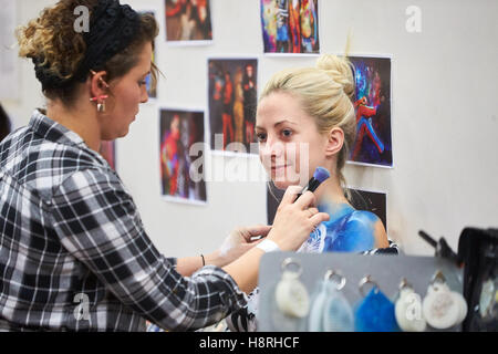 Peinture sur corps à Oxford's premier Tattoo Convention Banque D'Images